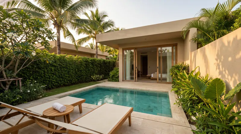 Villa garden with plunge pool